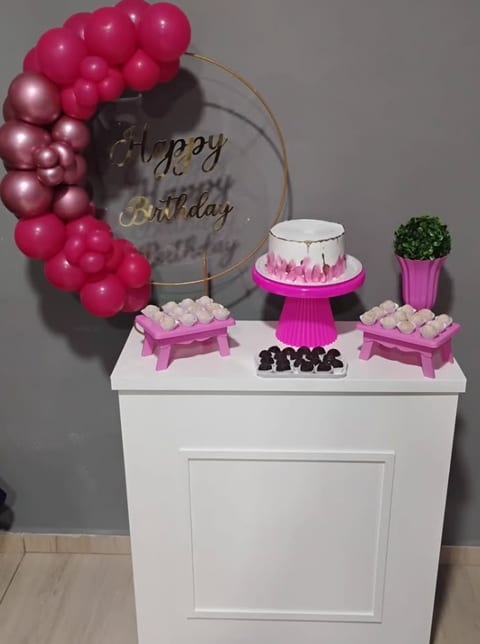 Decoração no tema Happy Birthday