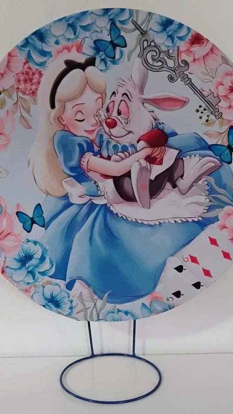 Decoração no tema Alice no País das Maravilhas