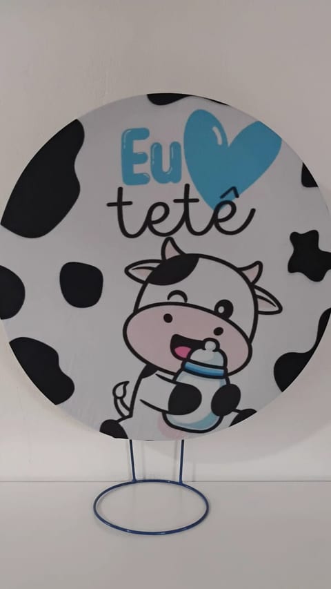 Decoração no tema Eu Amo Tetê – Vaquinha