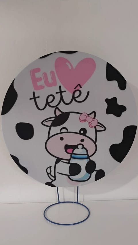 Decoração no tema Eu Amo Tetê – Vaquinha