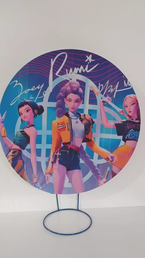 Decoração no tema Guerreiras do K-Pop – HUNTR/X