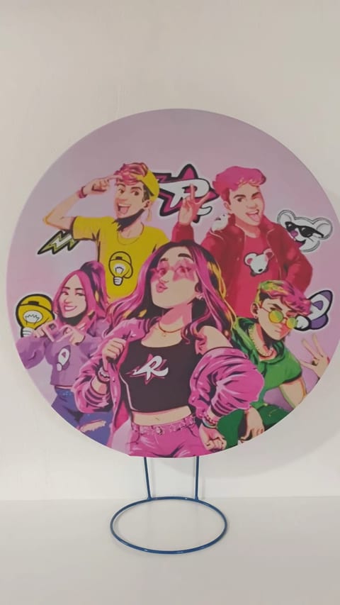 Decoração no tema Tropa dos Rosa