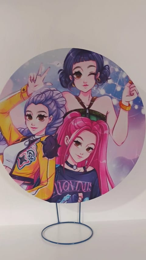 Decoração no tema Guerreiras do K-Pop – HUNTR/X