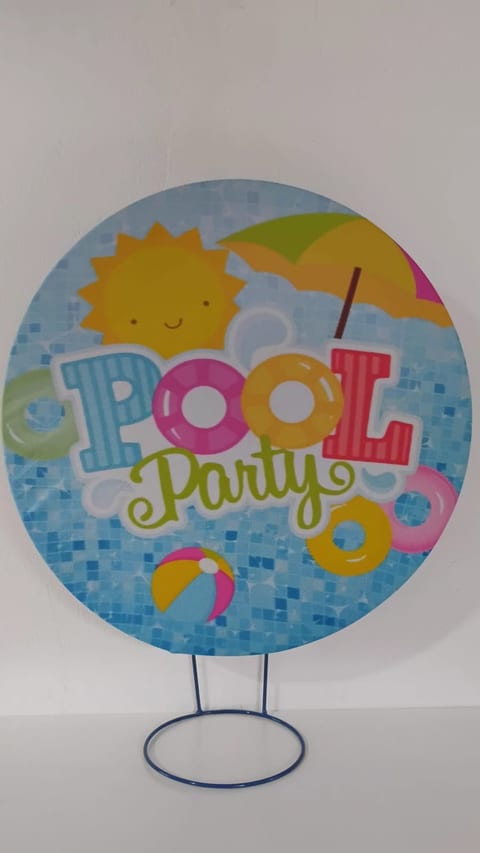 Decoração no tema Pool Party